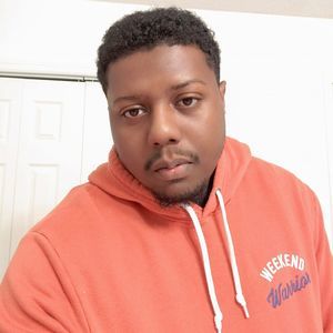 Meet your Posher, Dennis